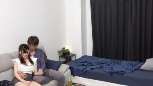 小顔＆安産型デカ尻ここちゃん！電マとW攻めで陥落イキ