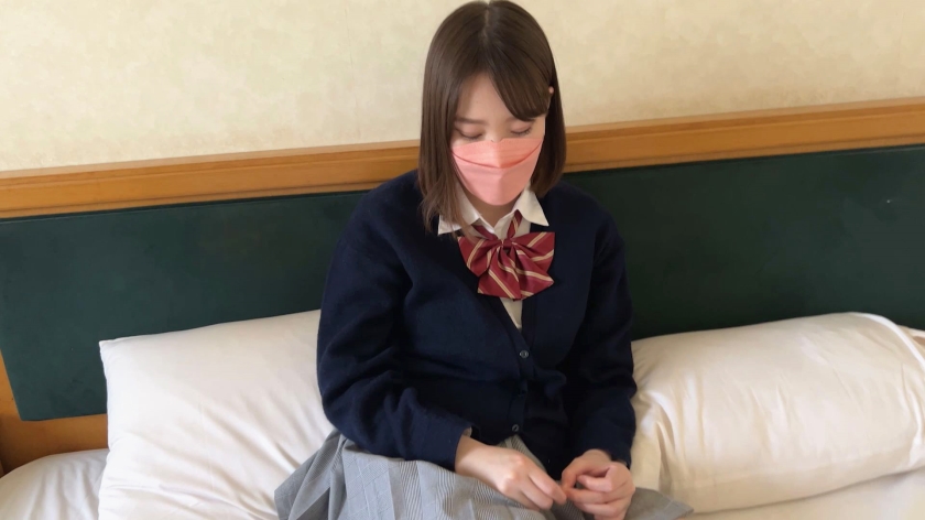 アカBAN覚悟の個人撮影！真面目そうな水泳部女子と中出し