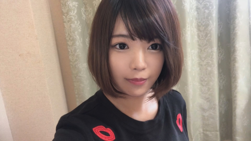 個人撮影 ほんわか系美少女南美ちゃん 電マ・フェラ・口内発射でご奉仕