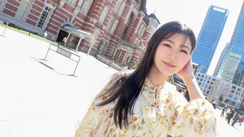 ゆりか先生、丸の内でナンパ！清楚な美女がよだれ垂らして…